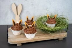 Schokoaufleger Hasenohren, Weiße Schokolade, 14 Stk, 19x56mm