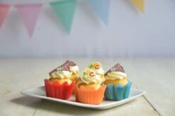 ABC Schoko-Aufleger 24 Stck. Ø 3 Cm, Weiße Schokolade