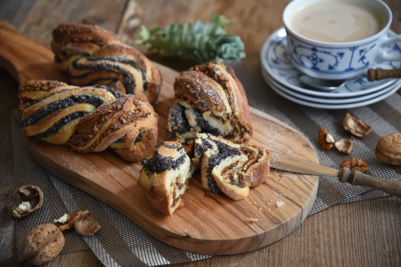 Hefe-Quarkteig 500 G, Lockerer, Saftiger Hefe-Quarkteig 3 Hefe-Quarkteig 500 G, Lockerer, Saftiger Hefe-Quarkteig